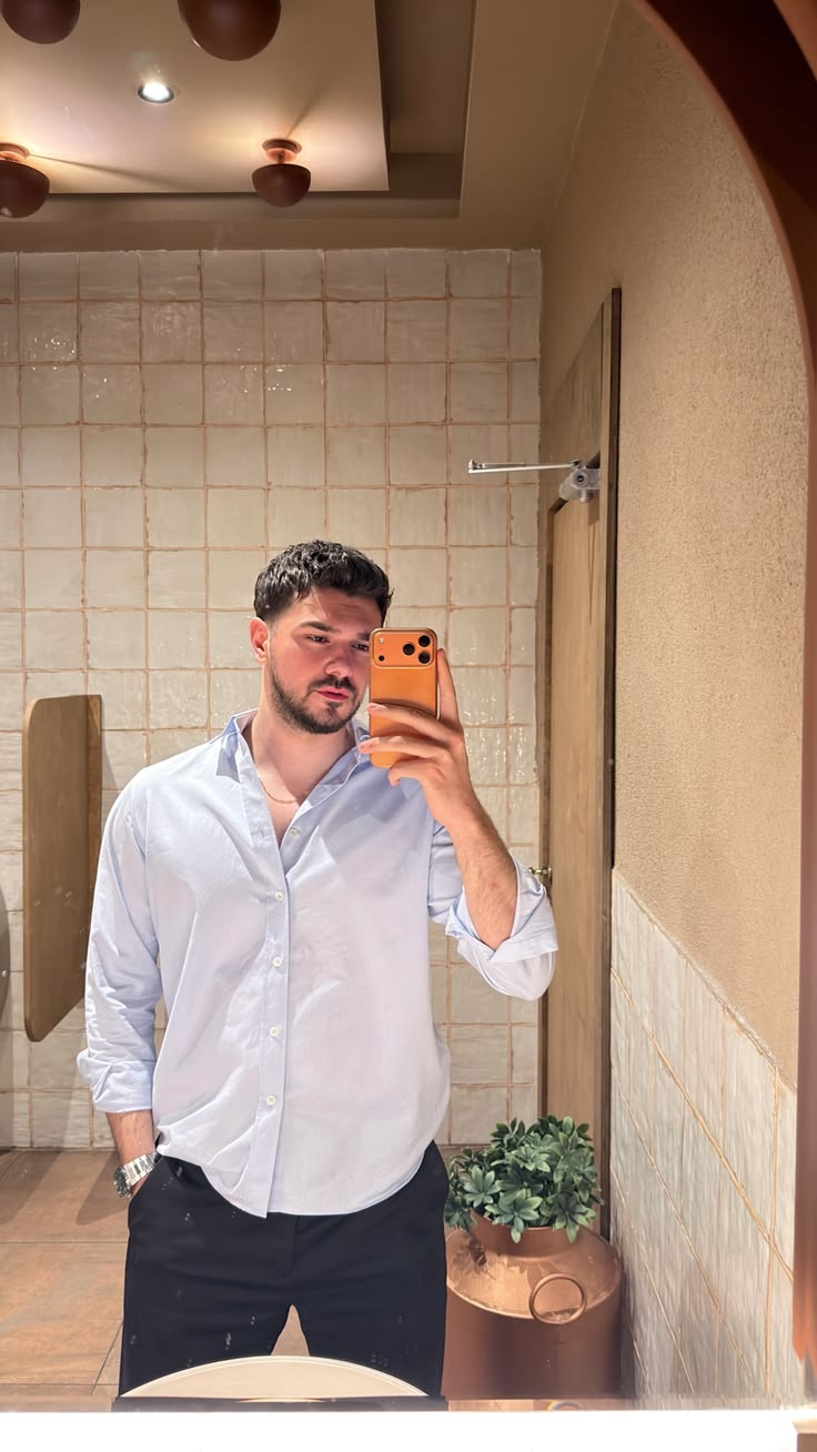 Javier R.